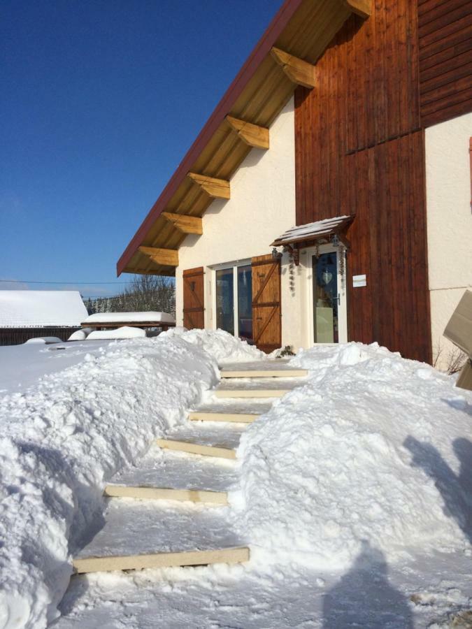Bed and Breakfast Au Charnet Les Fourgs Zewnętrze zdjęcie